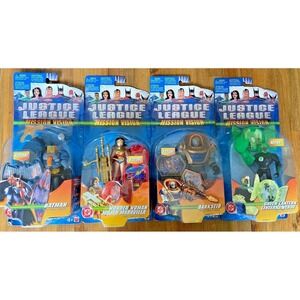 JUSTICE LEAGUE Mission Vision BATMAN WONDER WOMAN DARKSEID GREEN LANTERN Figures